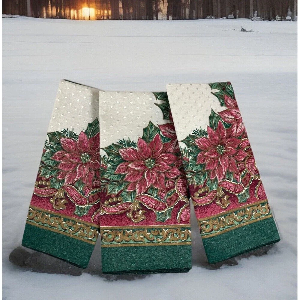 Christmas Cloth Napkins Poinsettia Holly Berry Red Green White Set of 3 Vtg